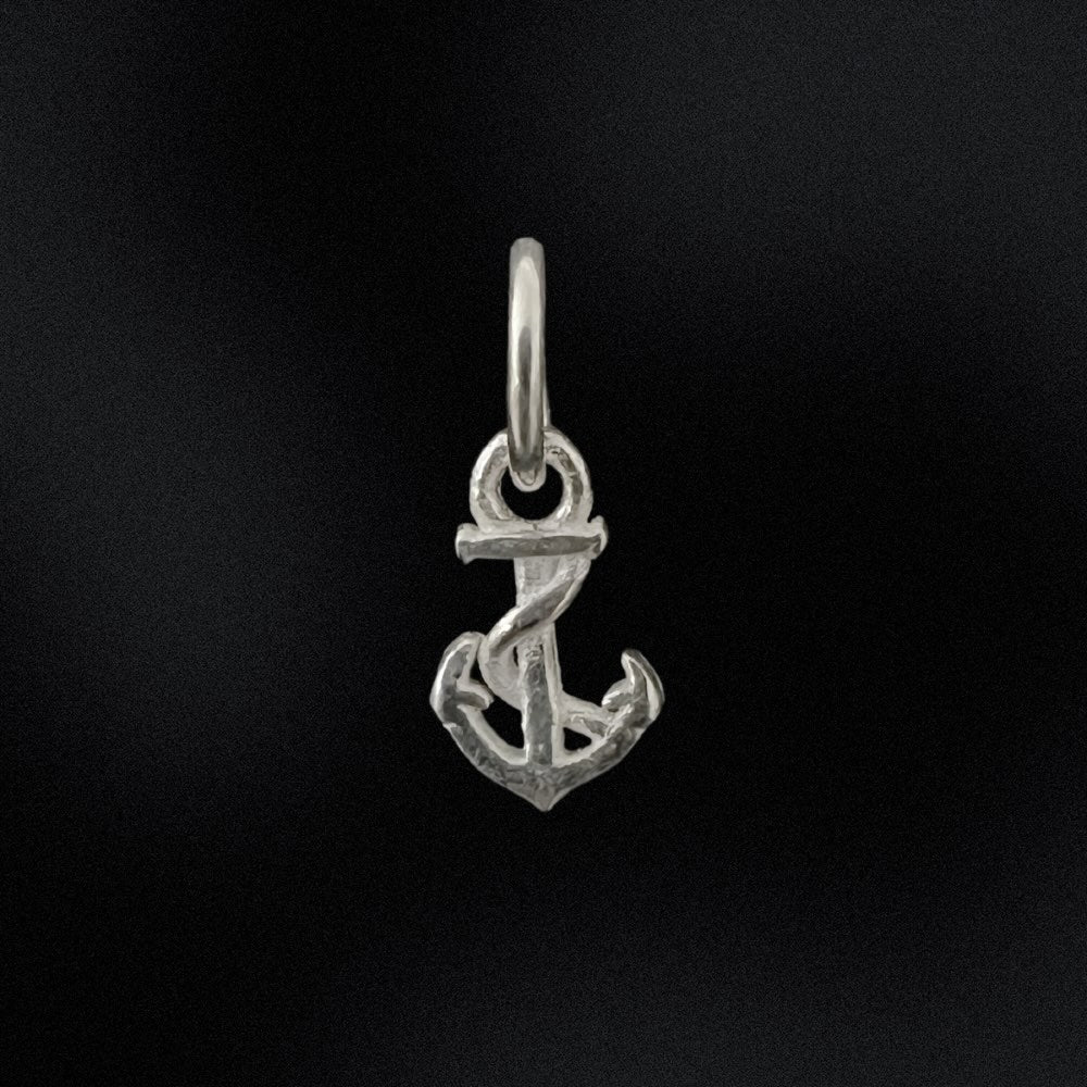 Tiny Anchor Charm